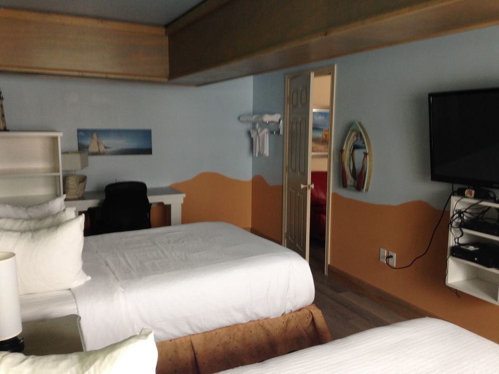 Quality Inn & Suites Cornwall Εξωτερικό φωτογραφία