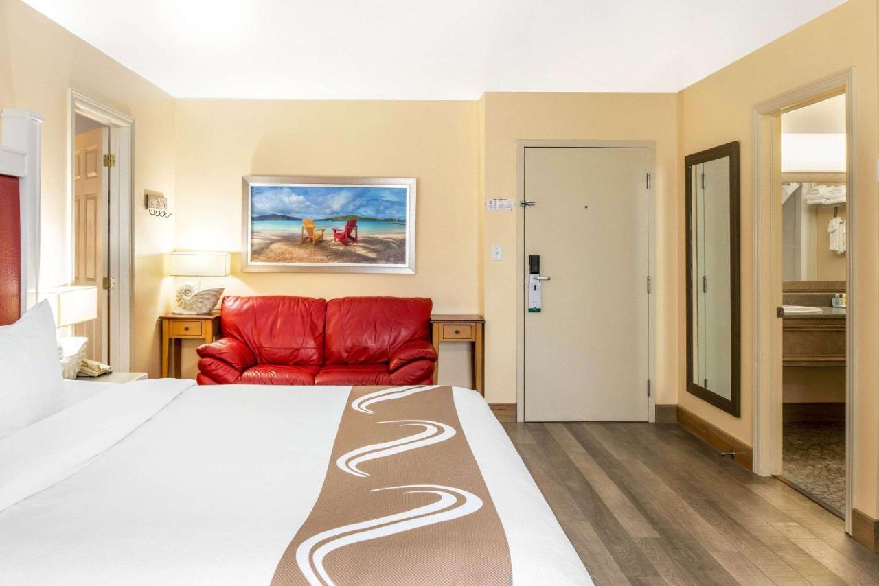 Quality Inn & Suites Cornwall Εξωτερικό φωτογραφία